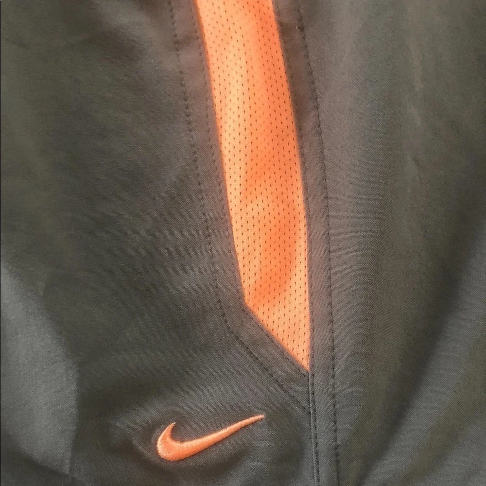 Nike Swim Trunks Sz. L With Inner Mesh Lining Drawstring Pocket Gray Orange